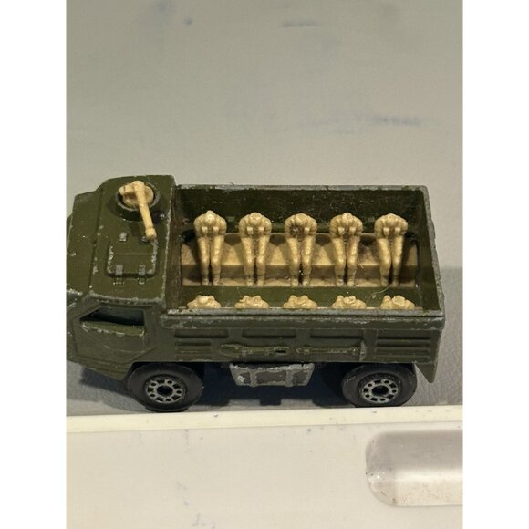 matchbox personnel carrier Made In England - Picture 6 of 9